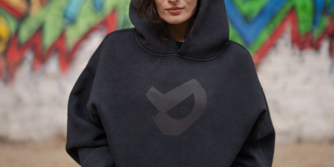 Vilgain-logo-mikina-2-750x375